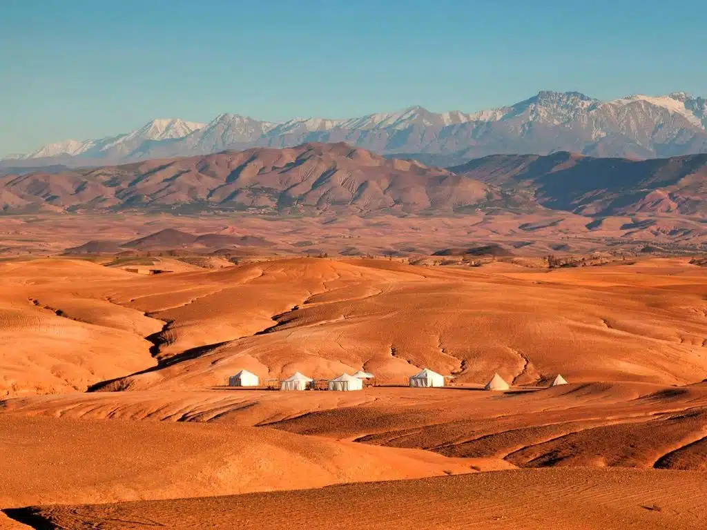 Overnight and dinner in Agafay desert
