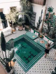 Canadians travel to Morocco