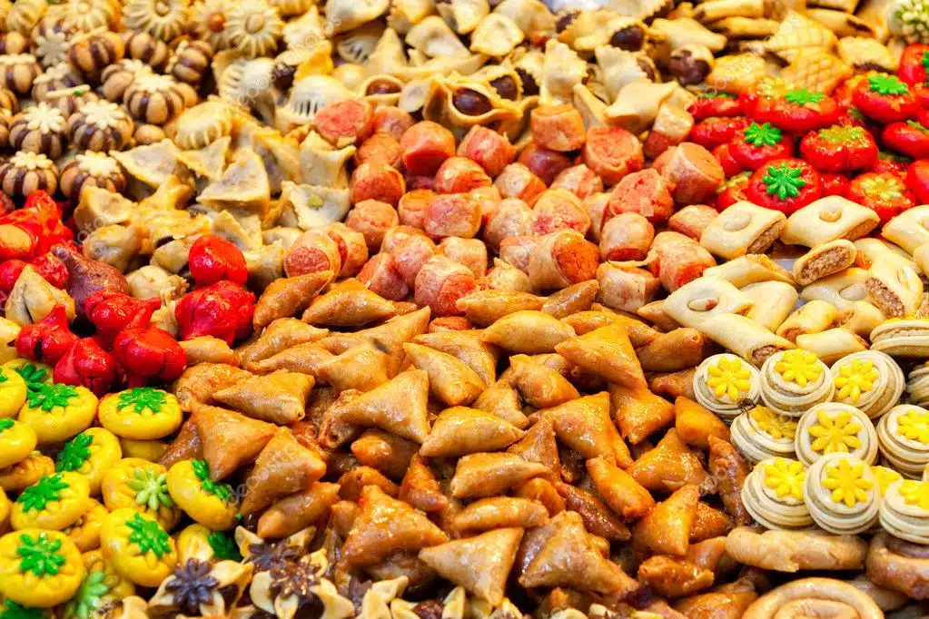 traditional moroccan sweets What to eat in Morocco
